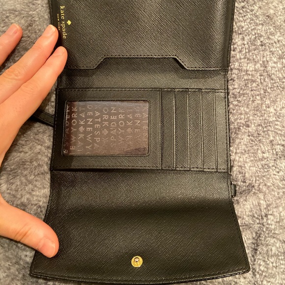 Kate spade wristlet - Picture 5 of 8